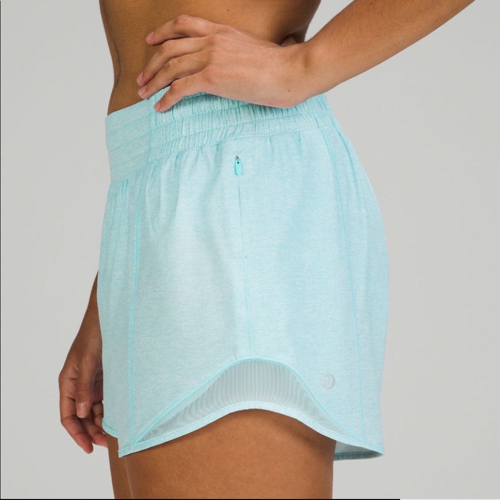 Lululemon Hotty Hot High Rise Short 4”Lined - Picture 3 of 6